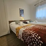 Διαμέρισμα 1a128 Moderno 6pax 3habitaciones By R2r Consulting *