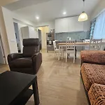 1a128 Moderno 6pax 3habitaciones By R2r Consulting