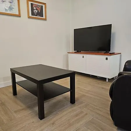 R2r - Moderno 6pax 3habitaciones - 1a128 דירה