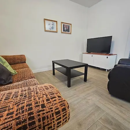 R2r - Moderno 6pax 3habitaciones - 1a128 דירה