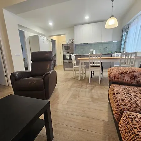 1a128 Moderno 6pax 3habitaciones By R2r Consulting