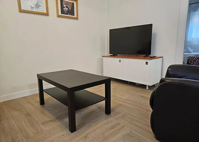 1a128 Moderno 6pax 3habitaciones By R2r Consulting 公寓