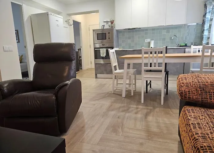 1a128 Moderno 6pax 3habitaciones By R2r Consulting 公寓